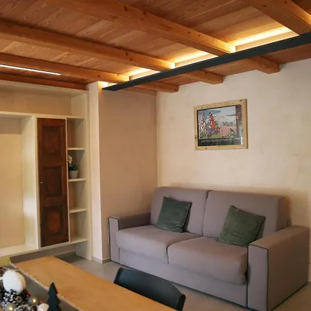 Apartment Romana