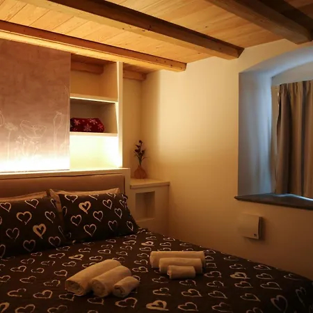 Apartment Romana *