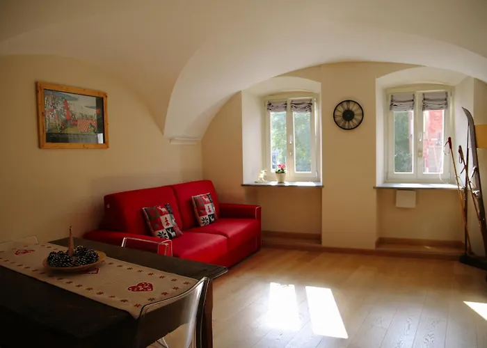 アパート Romana アオスタ